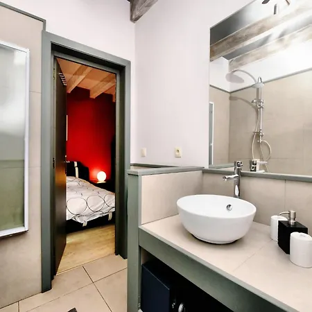 With Heated Outdoor Pool And Sauna, Cleaning Included *