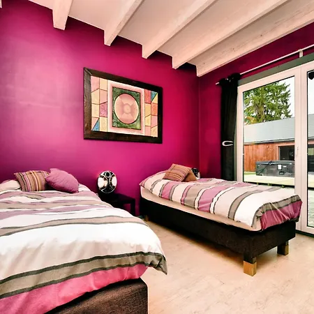 With Heated Outdoor Pool And Sauna, Cleaning Included * Freineux