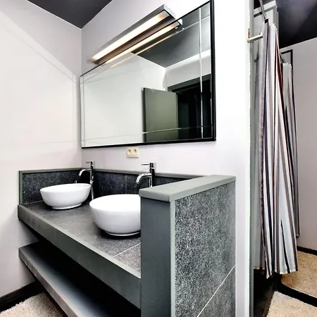 With Heated Outdoor Pool And Sauna, Cleaning Included Villa