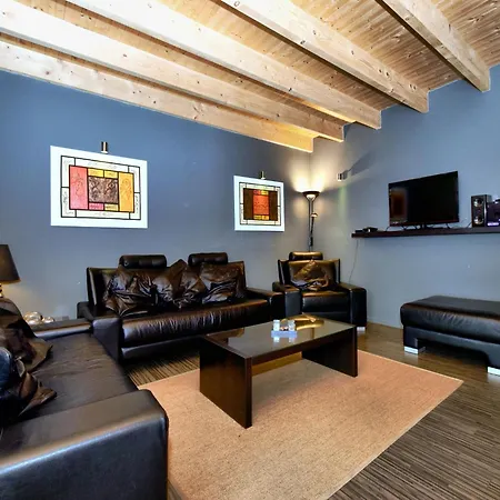 Villa With Heated Outdoor Pool And Sauna, Cleaning Included