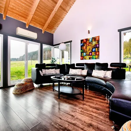 With Heated Outdoor Pool And Sauna, Cleaning Included Villa Freineux